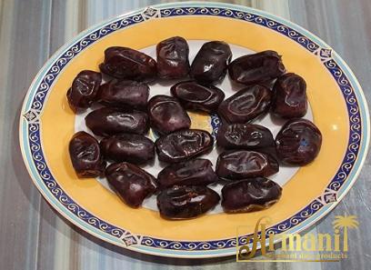 The price of yellow dry dates vs brown dry dates